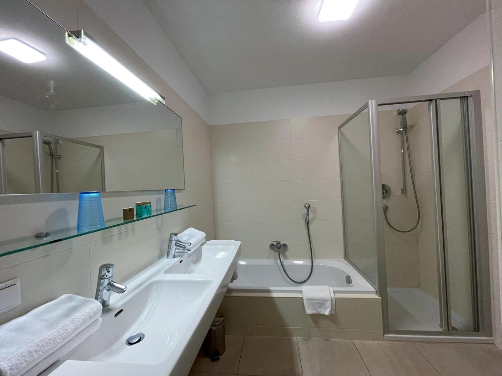 Ski & Golf Apartments By Kaprun Rentals Room photo
